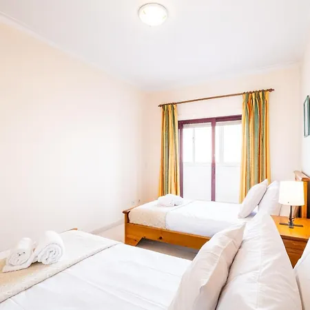 Frente Ao Mar - Sea Front - 3 Quartos - Wi-fi - Algarve Lägenhet *