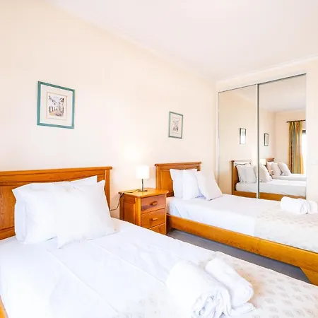 Frente Ao Mar - Sea Front - 3 Quartos - Wi-fi - Algarve Lägenhet *