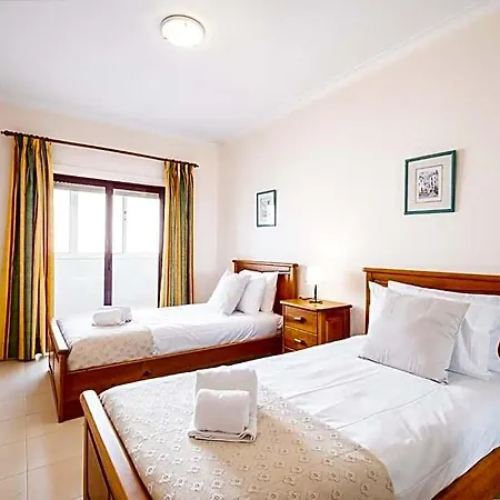 Frente Ao Mar - Sea Front - 3 Quartos - Wi-fi - Algarve * アルマカオ・デ・ペラ