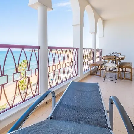 Frente Ao Mar - Sea Front - 3 Quartos - Wi-fi - Algarve Apartment